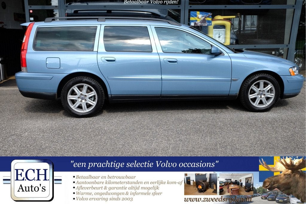 Volvo V70 2.5T 210 pk Aut. Apple CarPlay, Trekhaak, Auto's, Volvo, 1525 kg, Blauw, 2521 cc, 209 pk