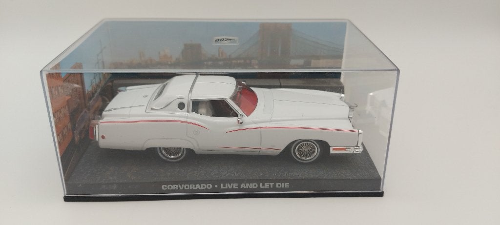 #22 Cadillac Corvorado James bond auto met boekje, Verzenden, Nieuw, Auto, Universal Hobbies