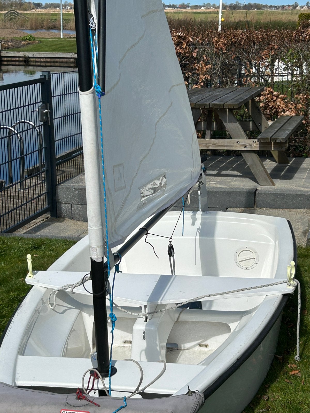 Optimist White Dragon!, Gebruikt, Minder dan 15 m², Overige typen, Ophalen