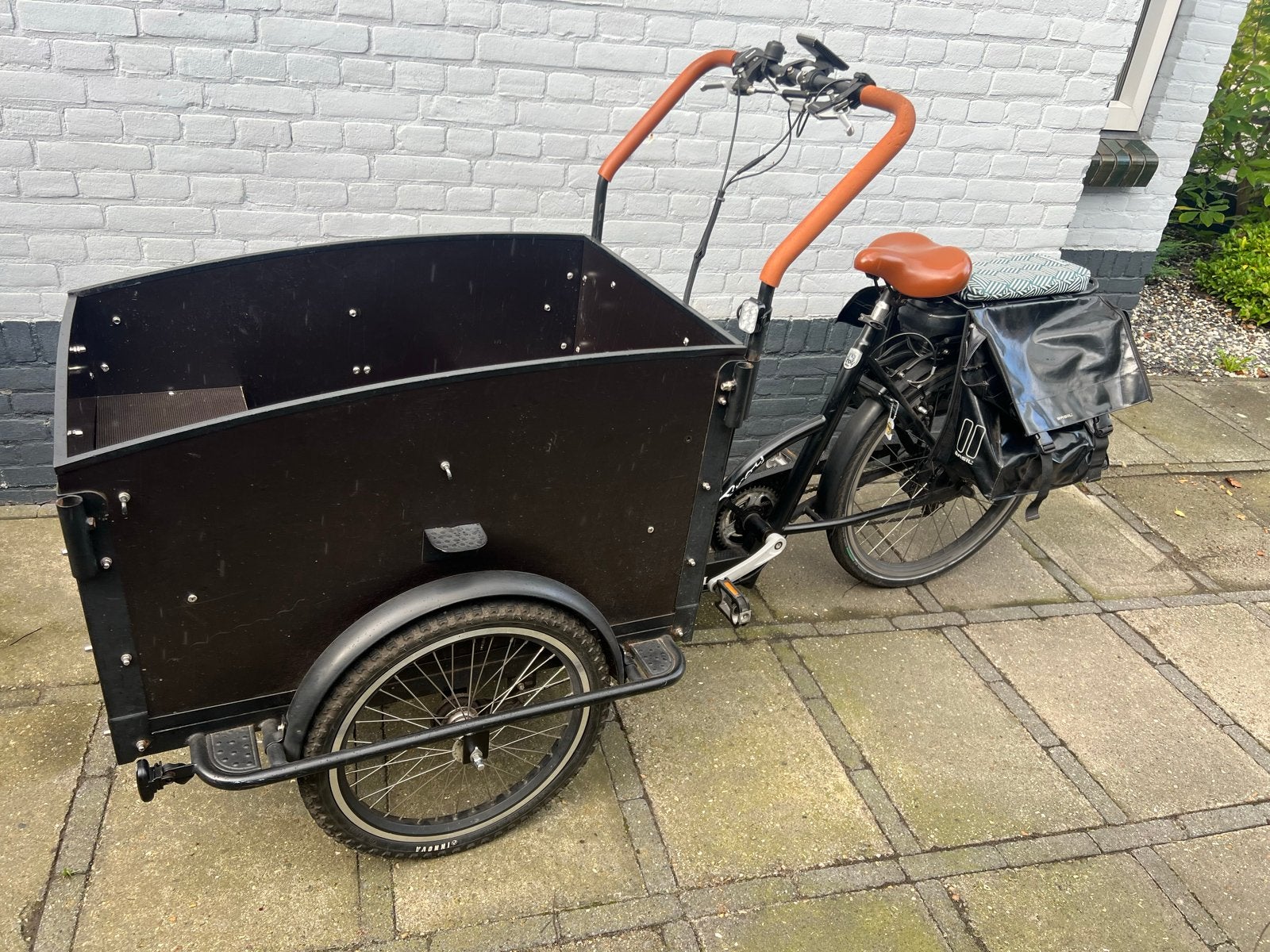 Elektrische bakfiets met huif en stangen, Gebruikt, Huif, 2 kinderen, Trommelrem