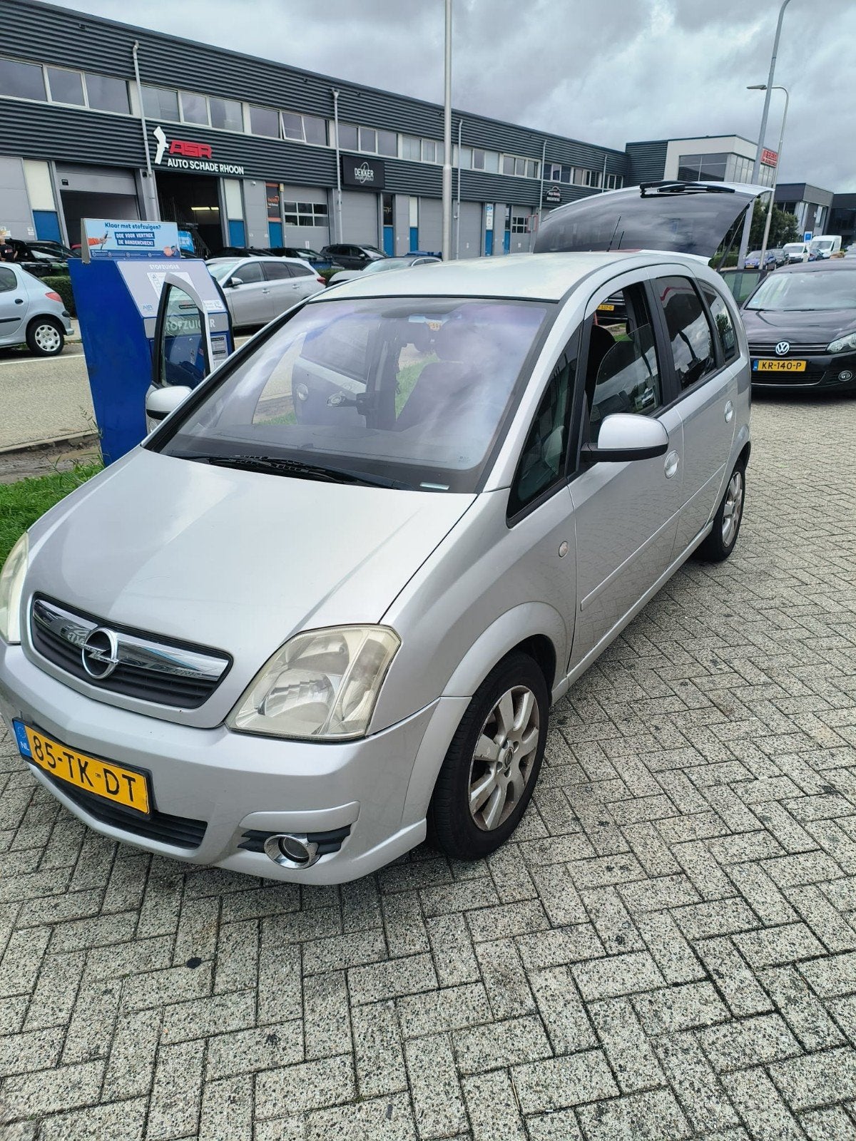 Opel Meriva 1.6 16V 77KW 2006 Grijs, Auto's, Voorwielaandrijving, 15 km/l, 4 cilinders, Origineel Nederlands
