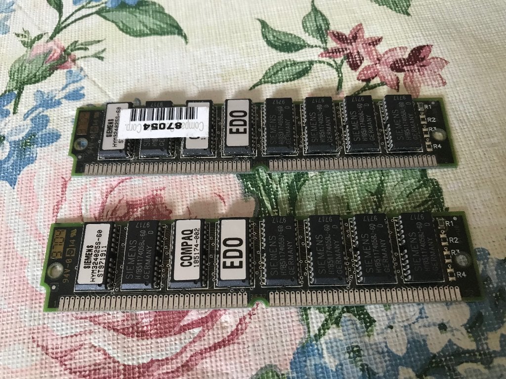 Siemens EDO RAM Geheugenmodules (2 stuks), Computers en Software, Ophalen of Verzenden, Siemens