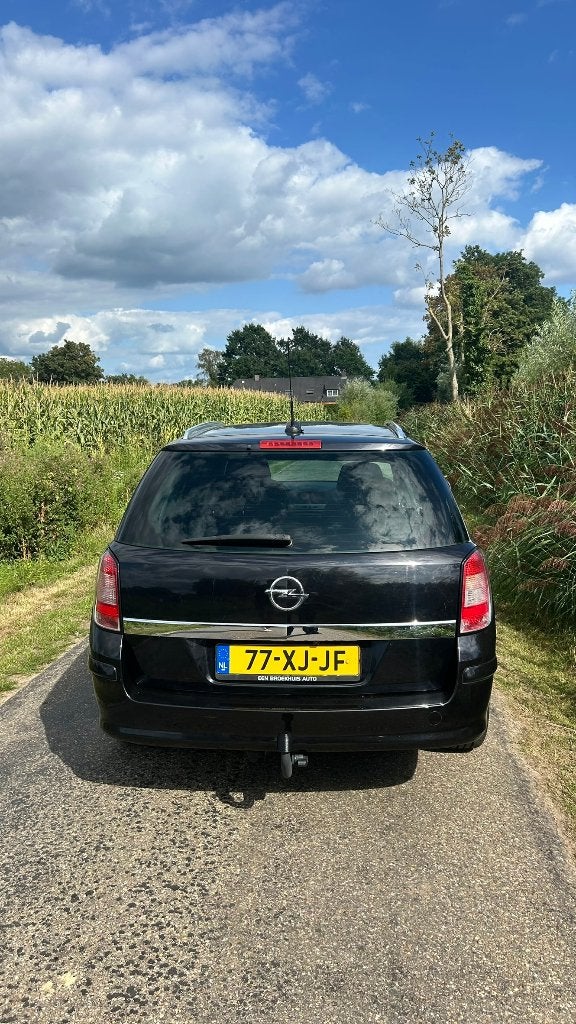Foto 5 van Opel Astra Wagon 1.6 Nieuw distributieriem APK 7/27 Trekhaak