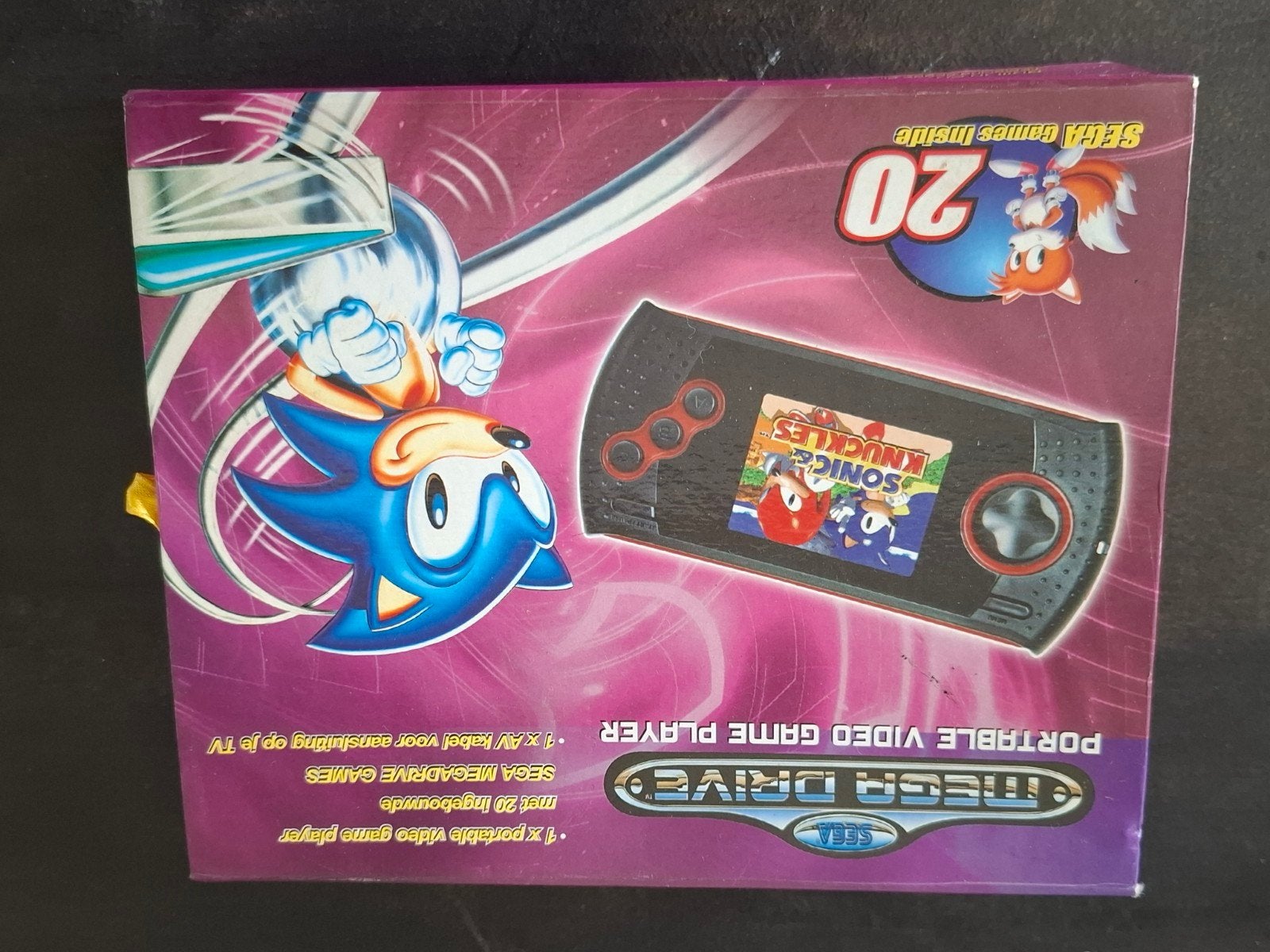 Sega Mega Drive Portable Video Game Player in doos, Spelcomputers en Games, Mega Drive, Ophalen of Verzenden, Zonder controller