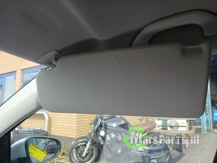 Zonneklep van een Volkswagen Golf, Gebruikt, -, Volkswagen, -