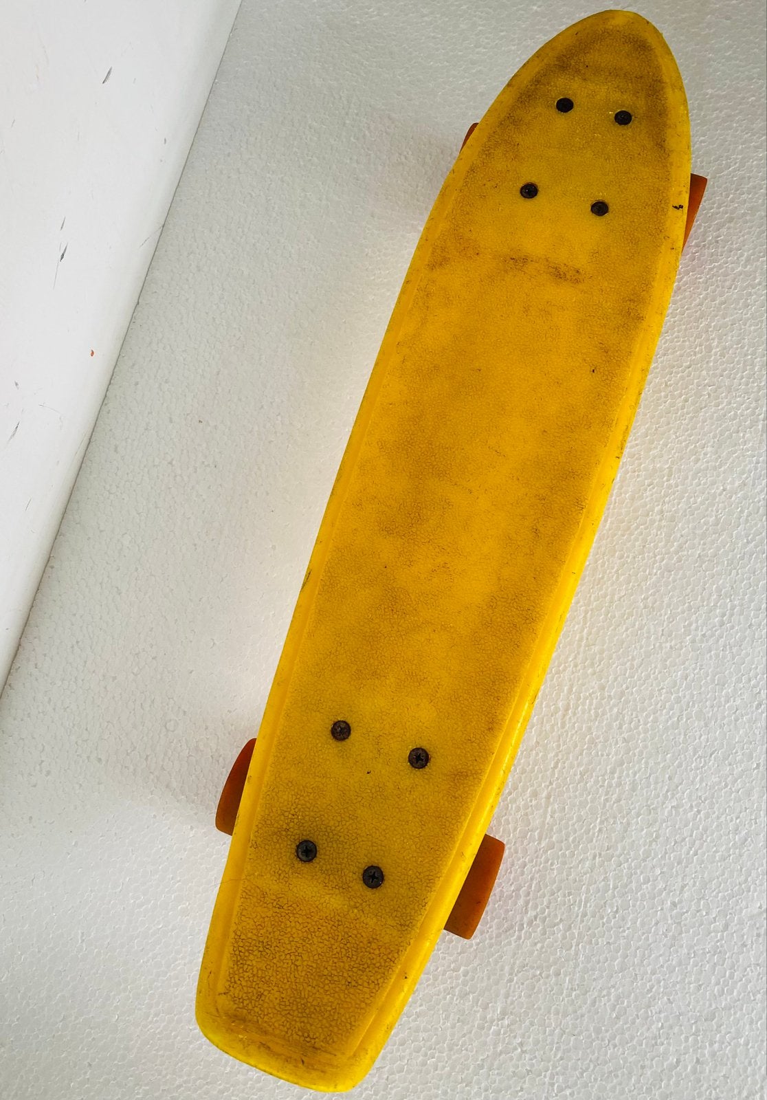 Jaren 70 geel penny board / skateboard, Gebruikt, Onbekend, Ophalen of Verzenden, Onbekend