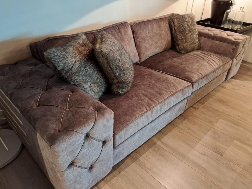 Bankstel VAN €2195 VOOR €749, Ophalen