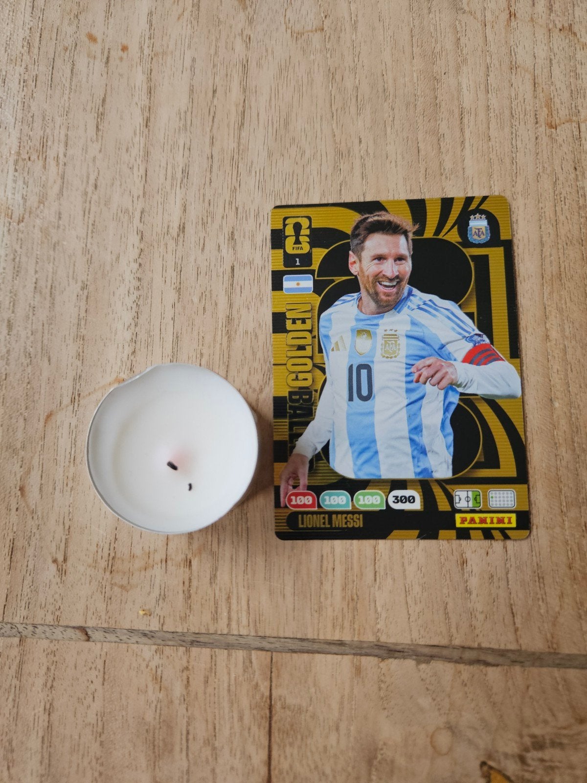 Panini gouden kaart Lionel Messi, Ophalen of Verzenden, Nieuw, Buitenlandse clubs, Spelerskaart