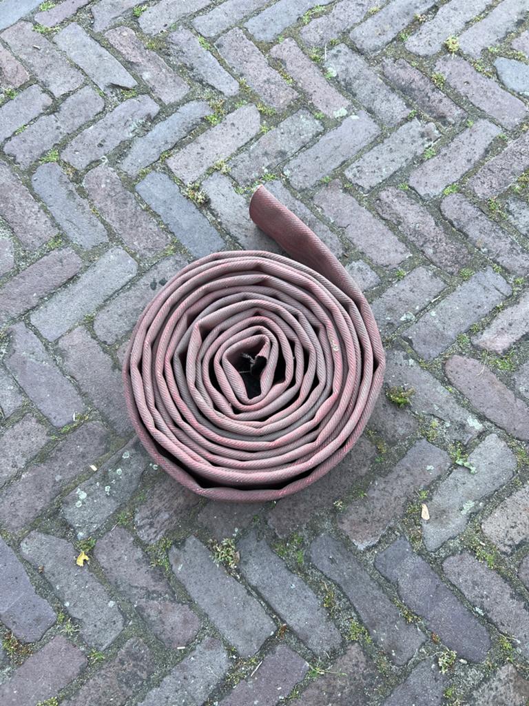 Brandweerslang 2,5” 8 meter., Ophalen of Verzenden, Gebruikt, Tuinslang