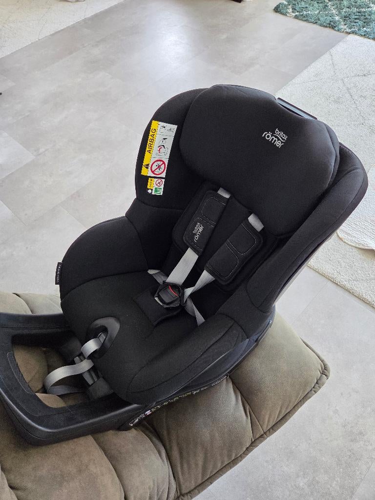 Britax Römer SWINGFIX i-Size Isofix. Black, Kinderen en Baby's, Autostoeltjes, Ophalen, Romer, 15 t/m 36 kg, Zo goed als nieuw