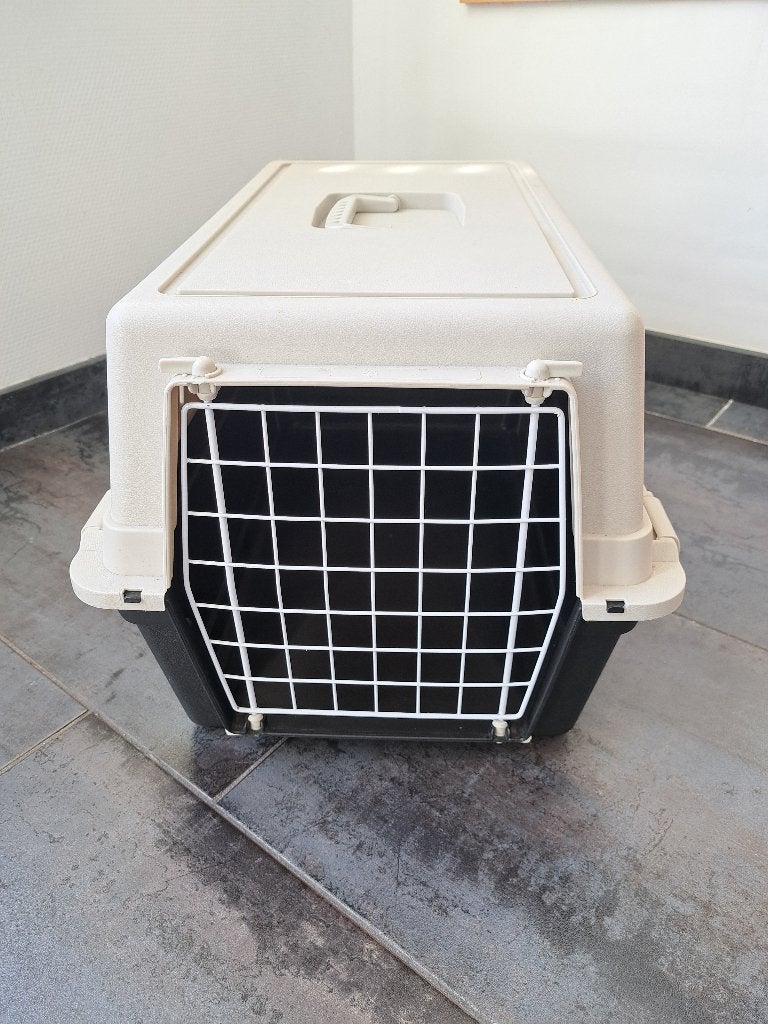 Katten/konijnen transportbox, Dieren en Toebehoren, Ophalen, Gebruikt