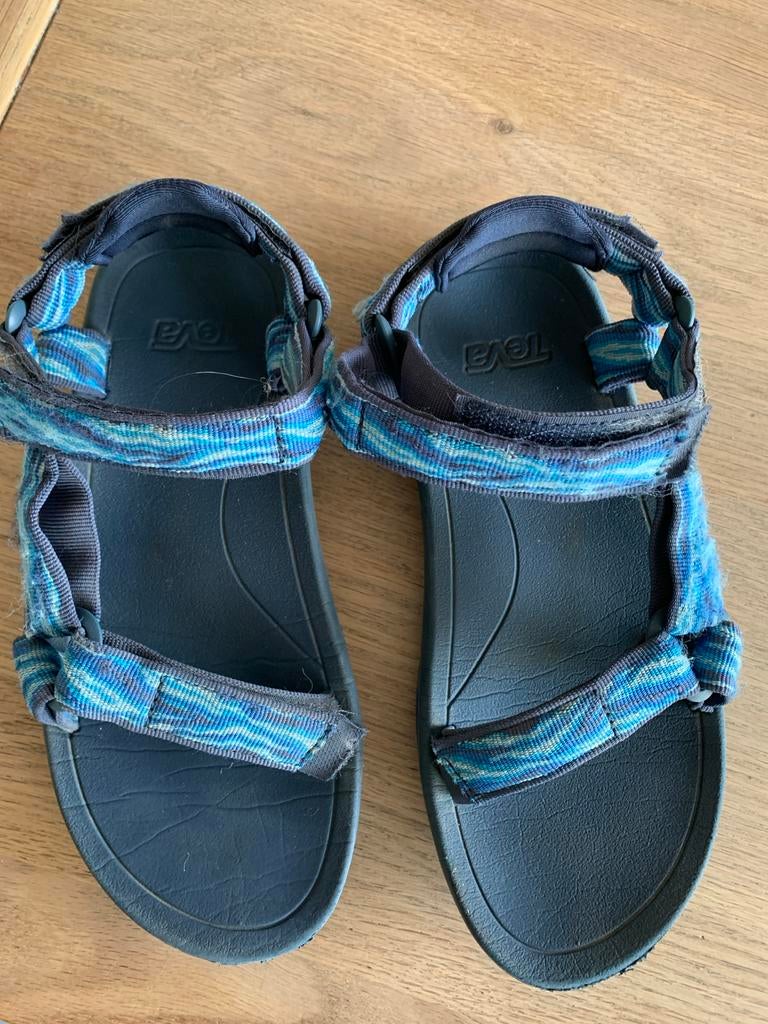Teva sandalen maat 37 - comfortabel en stijlvol, Ophalen of Verzenden, Gebruikt