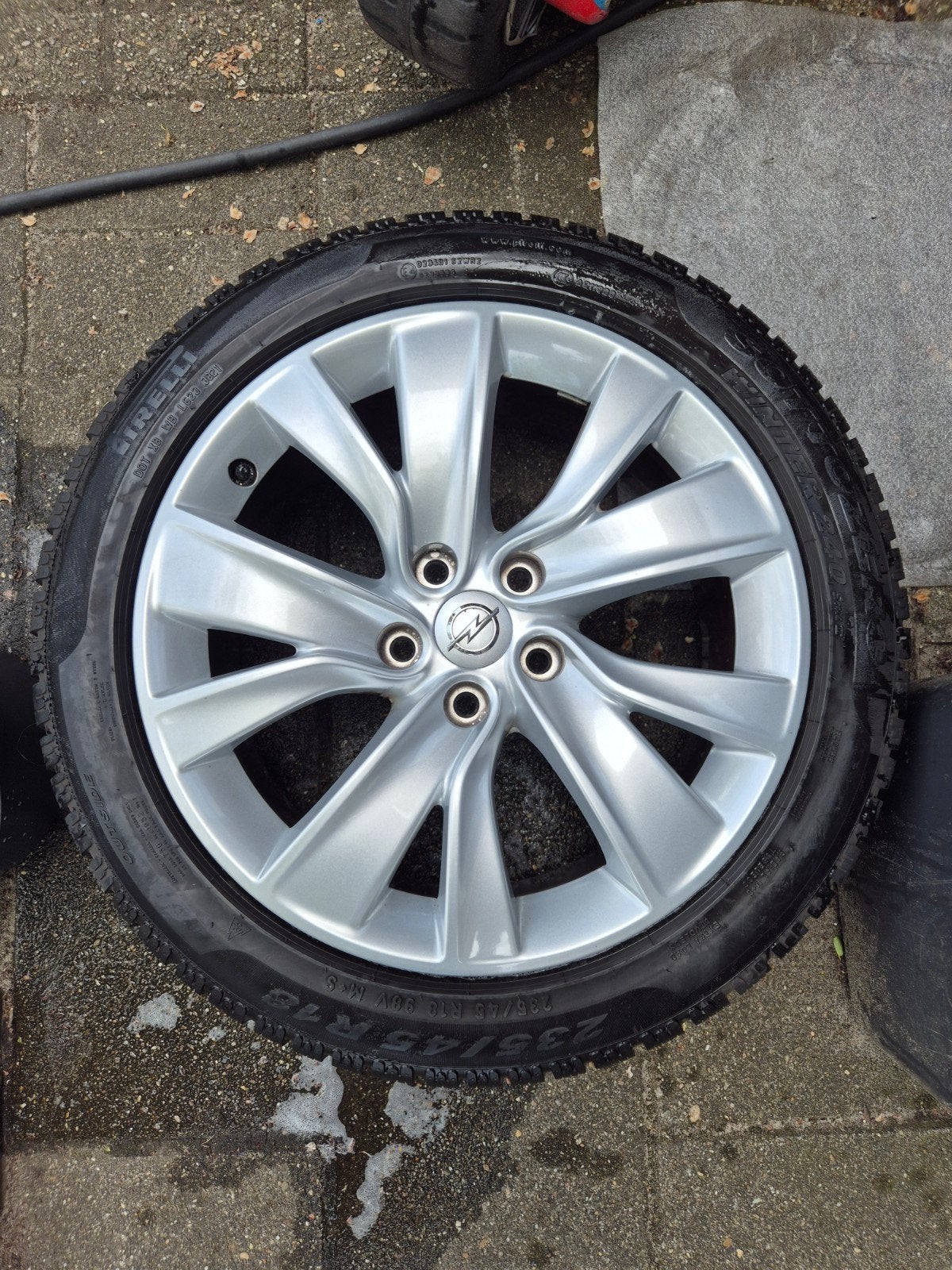 !TOP! Originele 18" Opel Insignia B Velgen + Pirelli Banden, Auto-onderdelen, Banden en Velgen, Ophalen, 18 inch, Gebruikt, Banden en Velgen