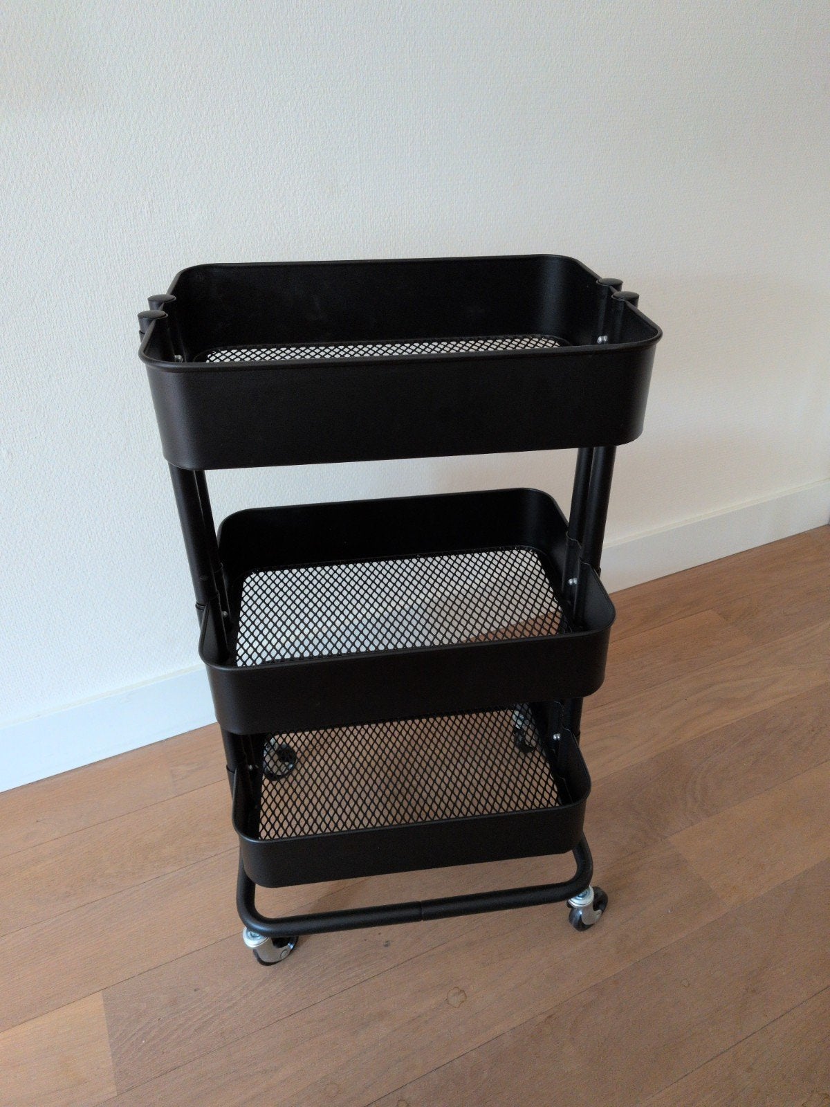 Ikea Råskog roltafel - Zwart, zo goed als nieuw, Ophalen, Zo goed als nieuw, Zwart, Metaal