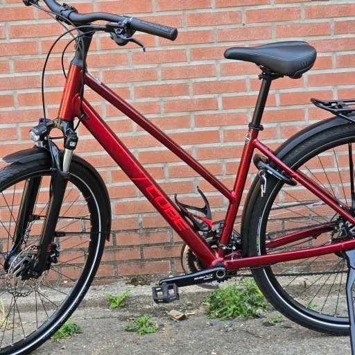 Cube Touring Pro maat 50cm . De fiets is 10 maanden oud., Ophalen of Verzenden, Gebruikt, Overige merken