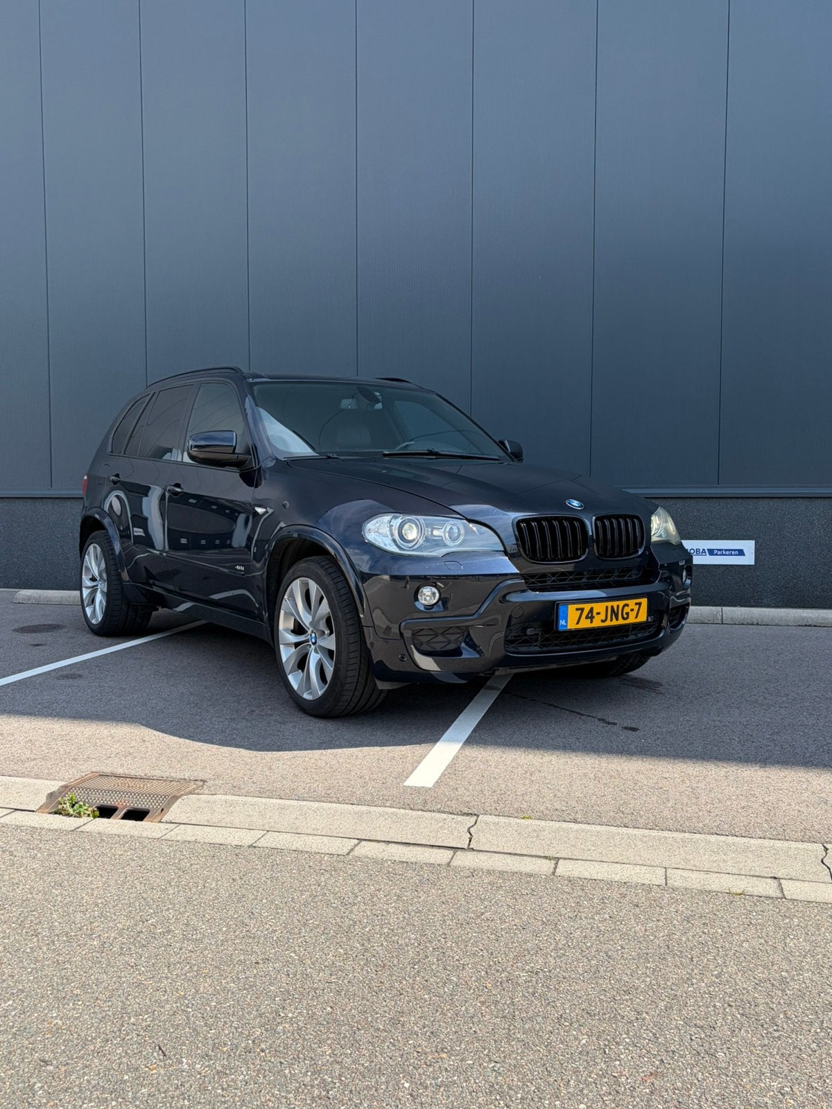 BMW X5 4.8 I AUT 2007 carbon black 7 persoons Youngtimer, Automaat, Leder, Vierwielaandrijving, Particulier