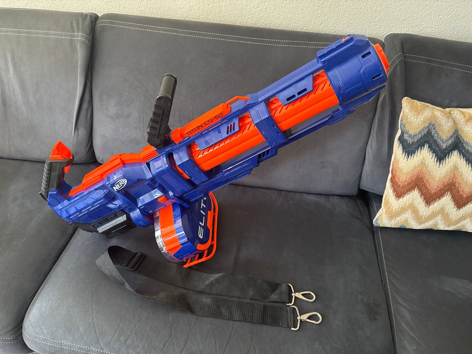 Nerf Elite Titan CS-50 met riem, Ophalen, Gebruikt, Jongen of Meisje