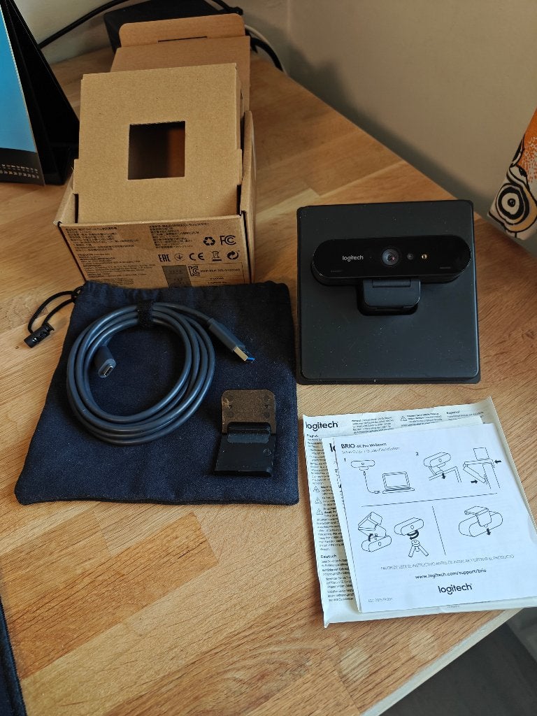1x Logitech Brio 4K PRO Webcam. (geheel compleet), Monitorclip, Ophalen of Verzenden, Zo goed als nieuw, ChromeOS