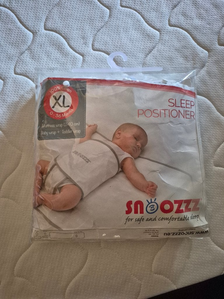 Baby uitzet: Speelgoed, doeken, kolf, draagzak, snooze, etc., Kinderen en Baby's, Kinderspulletjes, Gebruikt, Ophalen