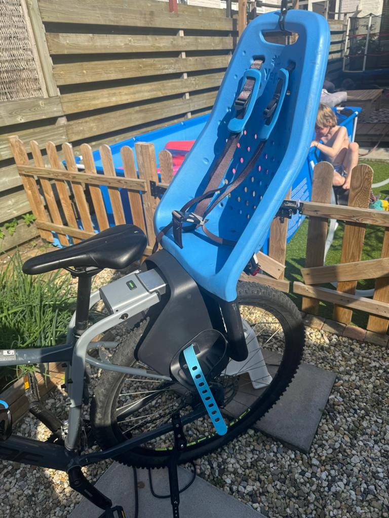 Yepp Achterzitje Fiets - Blauw, Ophalen, Zo goed als nieuw, Achterzitje, Voetsteuntjes