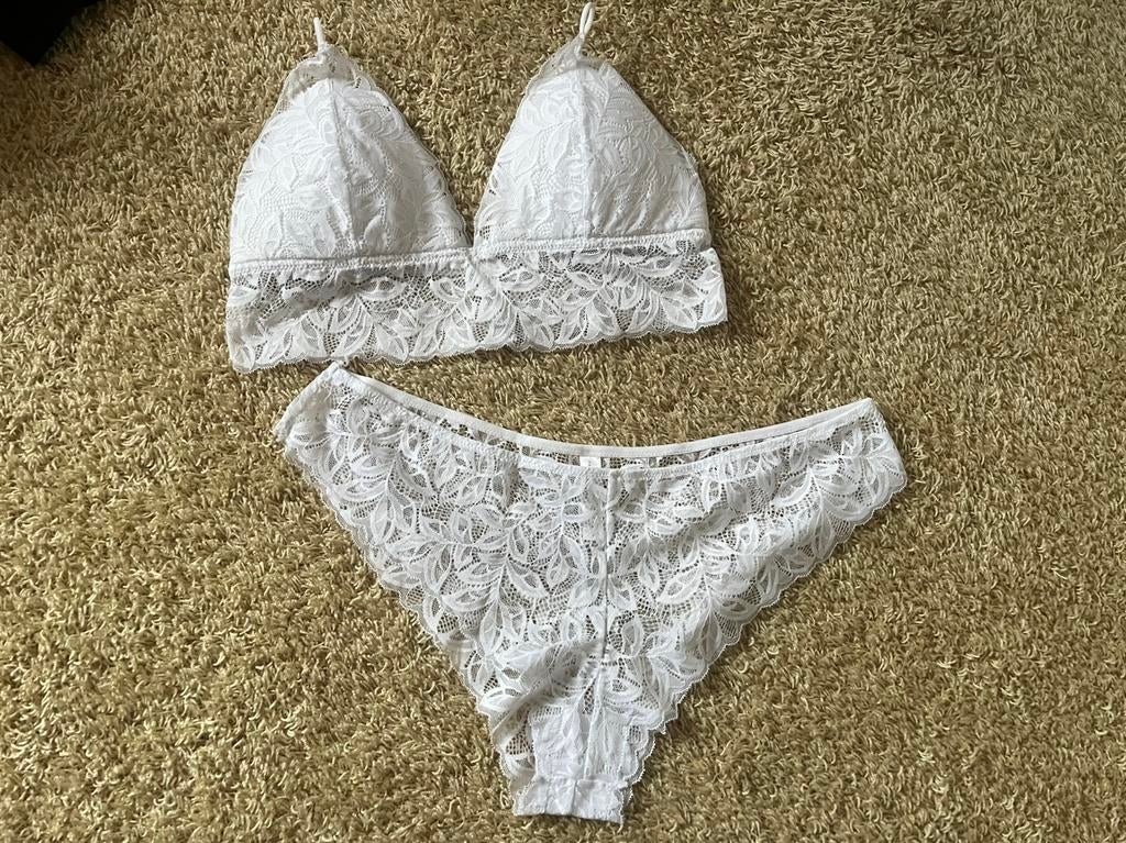 Primark bralette/bh + slip wit kant mt. XL Nieuw, Ophalen of Verzenden, Wit, Setje