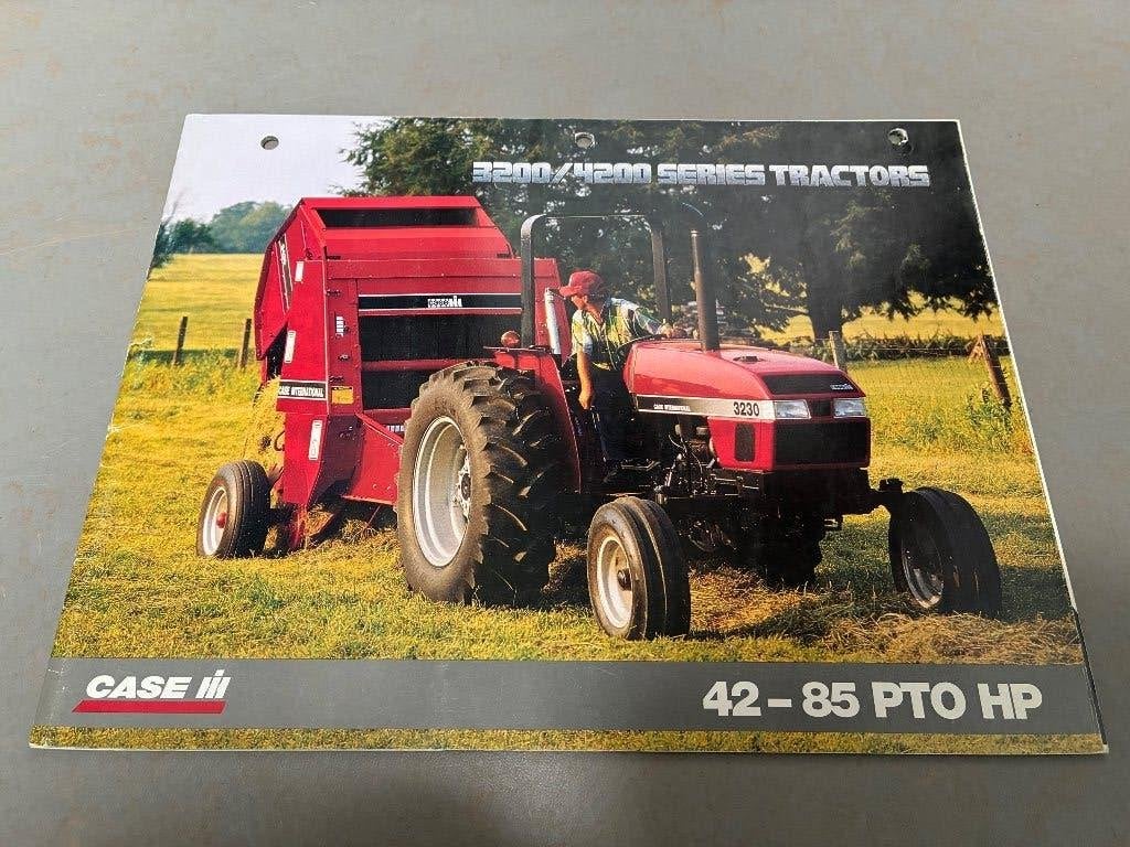 Case International trekker tractor folder brochure, Ophalen of Verzenden, Gelezen