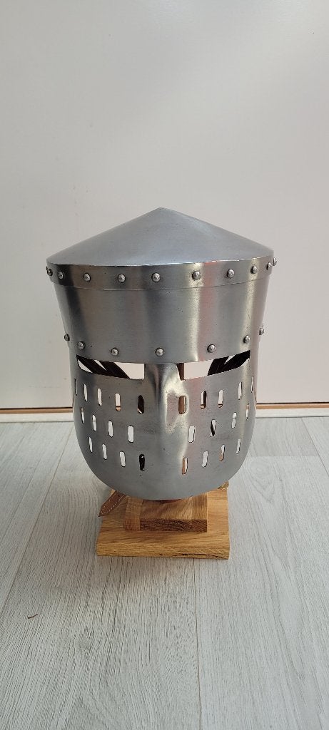 Middeleeuwse ridderhelm, Ophalen of Verzenden, Nieuw, Toneelattributen of Onderdelen