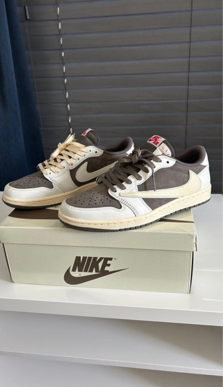 Travis scotts reverse mocha, Kleding | Heren, Schoenen, Ophalen of Verzenden, Zo goed als nieuw, Bruin