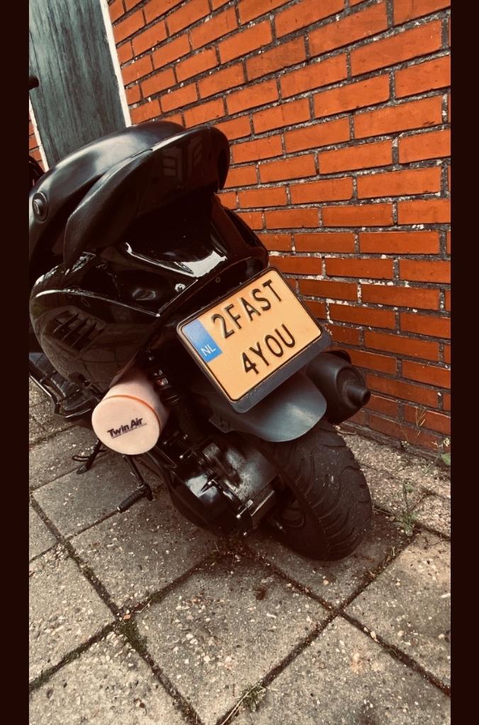 Zeer nette zip 125 2t brom wel wok, alles nieuw‼️, Fietsen en Brommers, Scooters | Piaggio, Ophalen, Zo goed als nieuw, Tweetakt