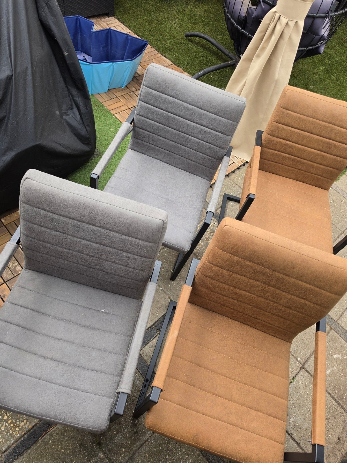 Set van 4 eetkamerstoelen - 2 grijs, 2 bruin, Ophalen, Gebruikt, Overige kleuren, Modern
