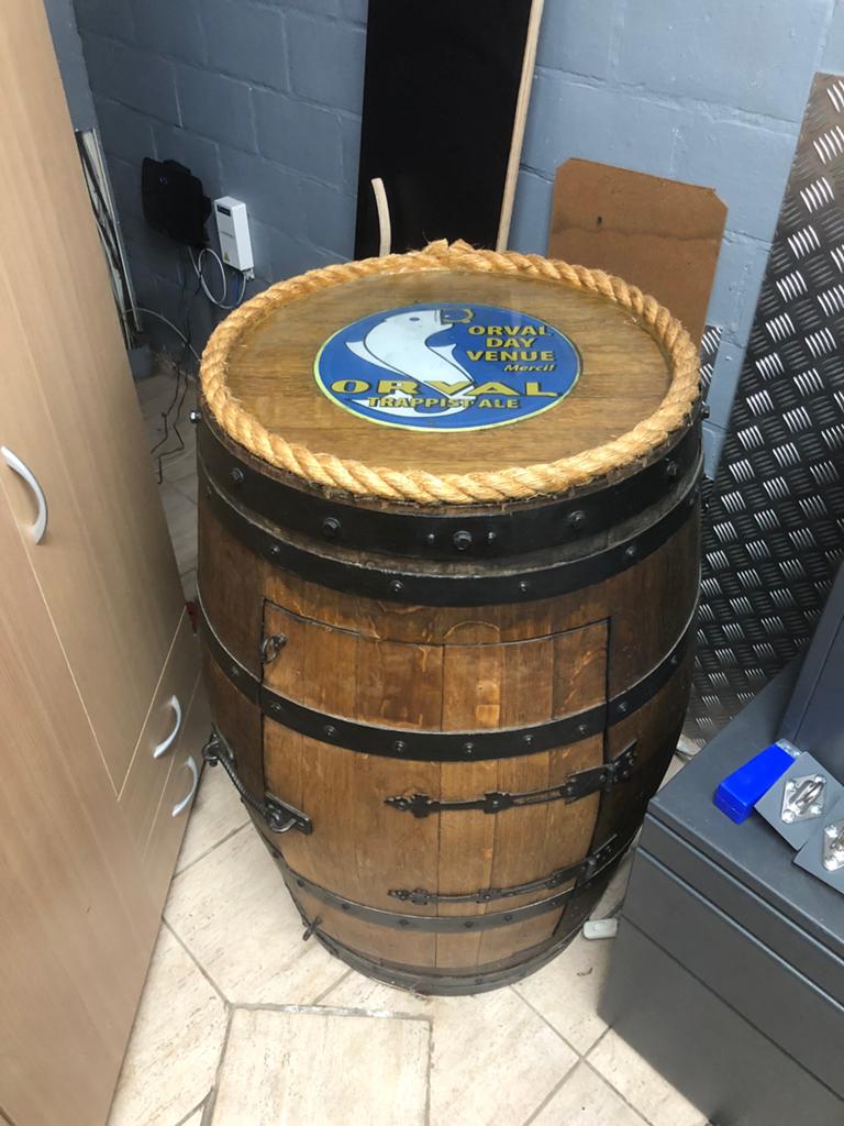Grote prachtige ton in orval thema, Ophalen, Zo goed als nieuw, Reclamebord, Plaat of Schild, Overige merken
