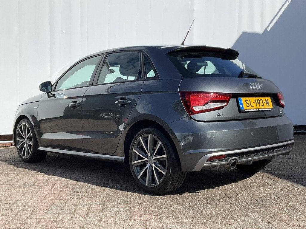 Audi A1 Sportback 1.0 TFSI Sport 2xS-Line Xenon Navi, Voorwielaandrijving, Euro 6, 4 stoelen, 23 km/l
