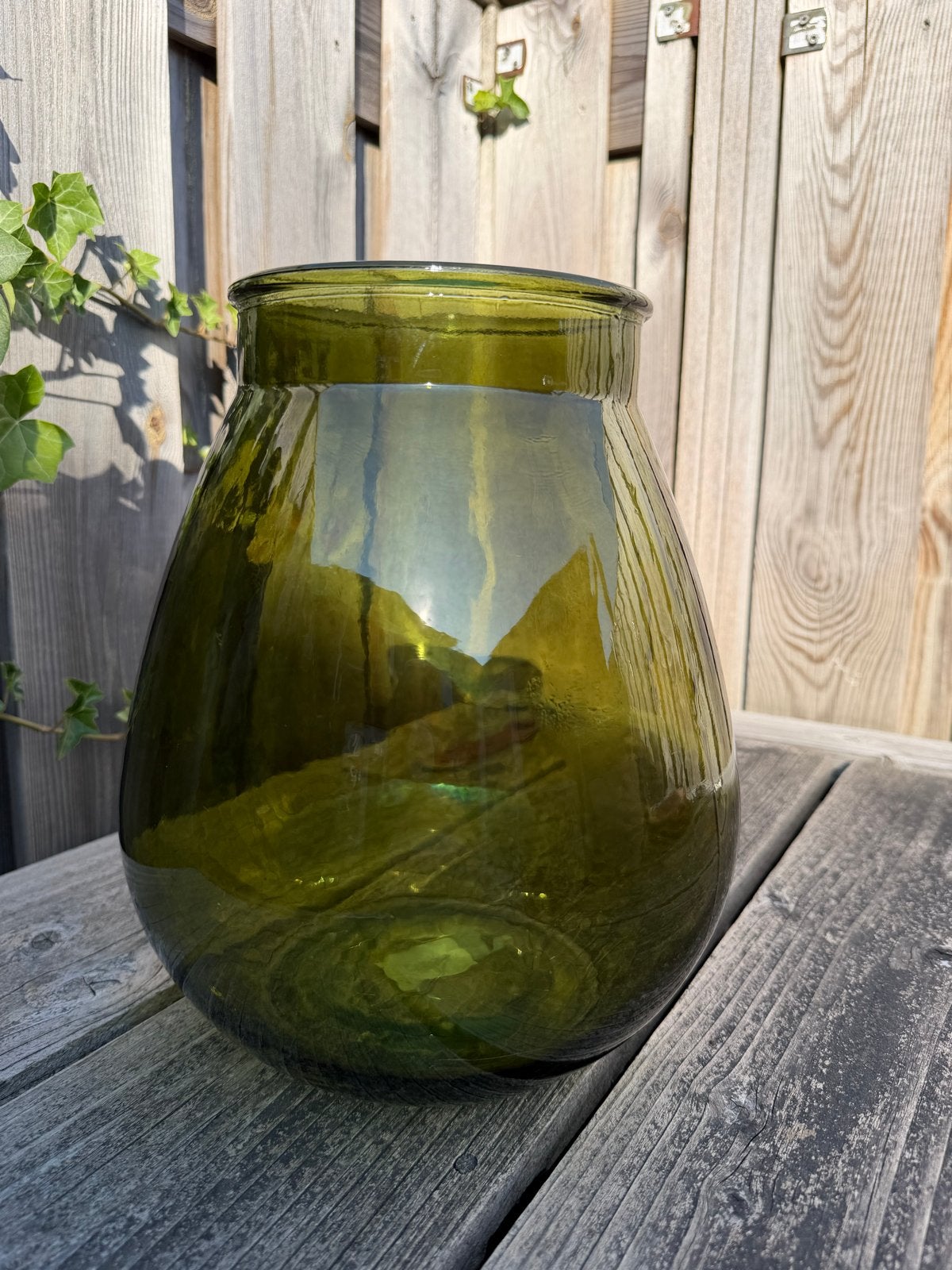 Grote groene glazen vaas, Ophalen of Verzenden, Gebruikt, Groen, Glas