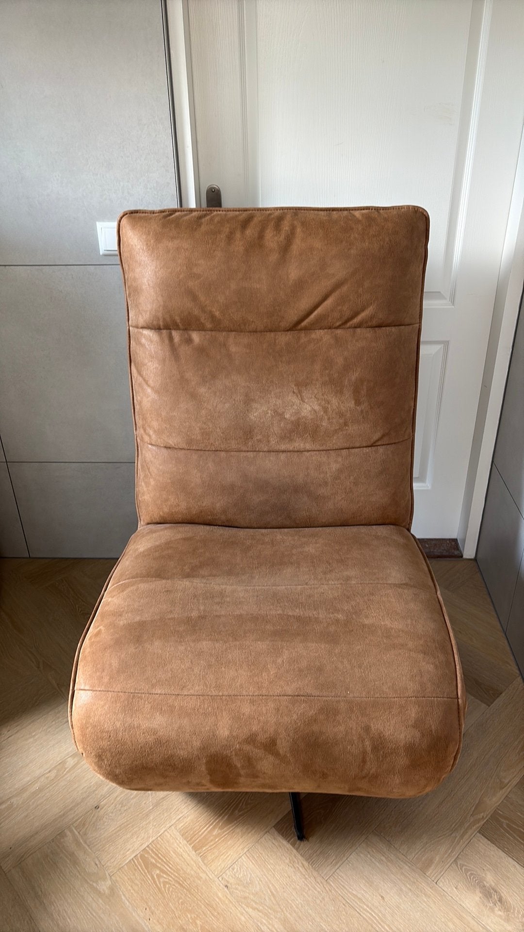 Electrische relax stoel met afstandsbediening,, Huis en Inrichting, Fauteuils, Ophalen, Zo goed als nieuw, 75 tot 100 cm, 50 tot 75 cm