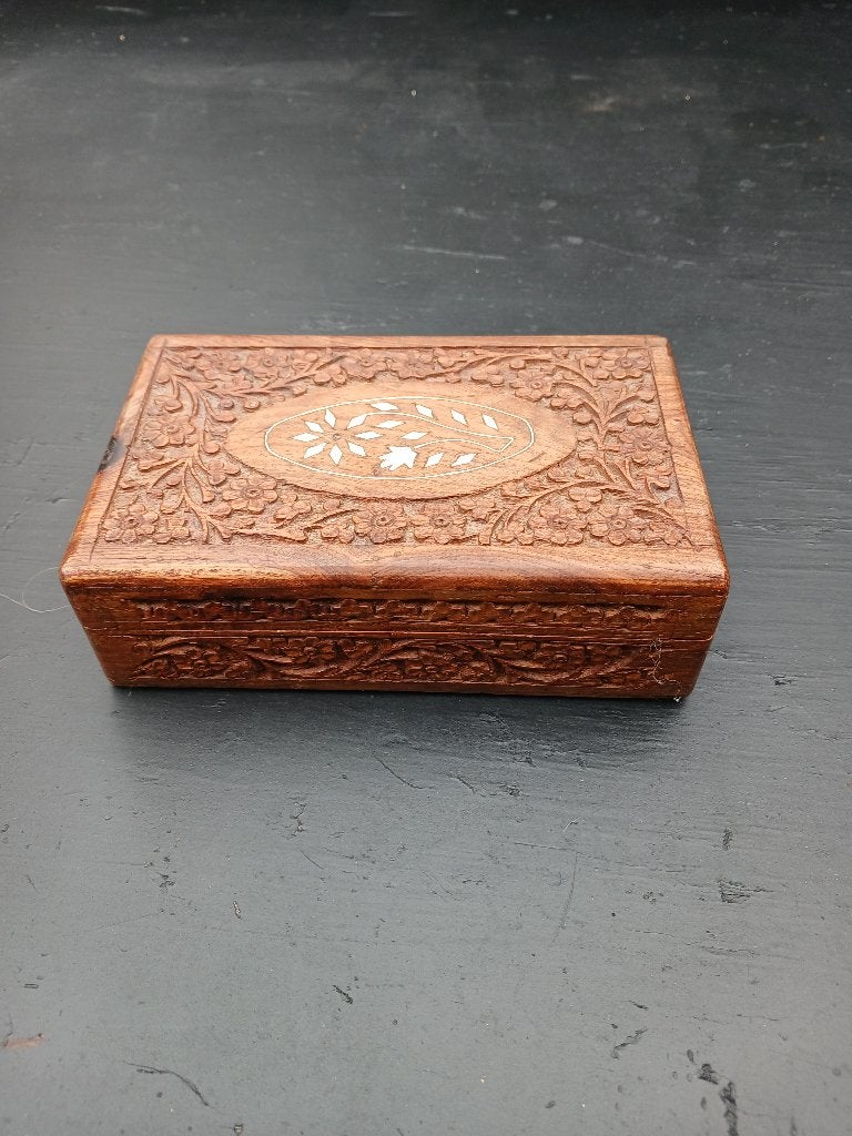 Leuk sierkistje met houtsnijwerk, Ophalen, Hout, Houtsnijwerk, Minder dan 20 cm