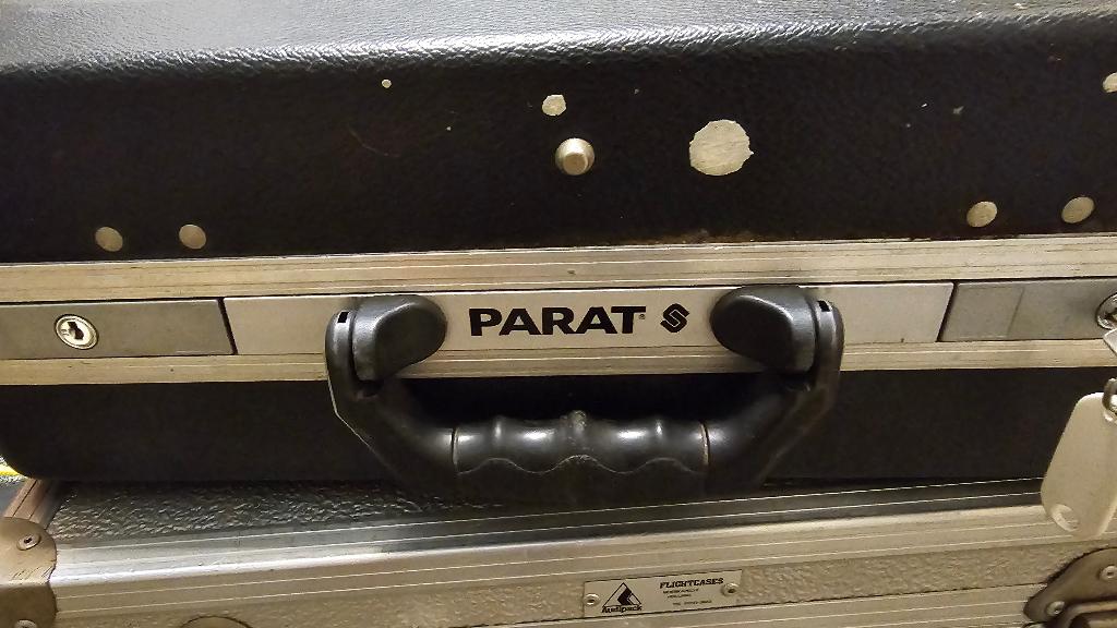 parat koffer incl. sleutels, Ophalen, Zo goed als nieuw