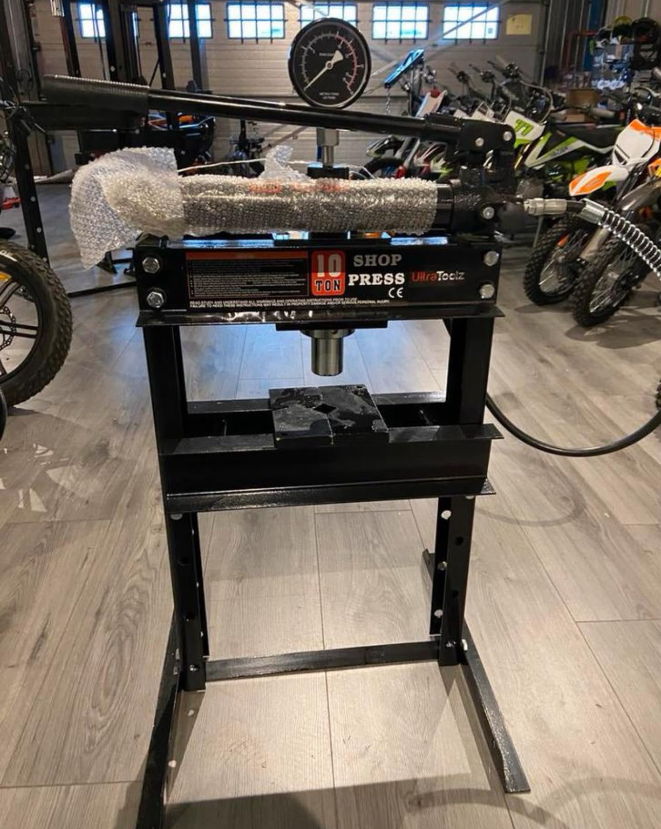 ‼️Nieuw‼️UltraToolz Werkplaatspers 10T 10.000kg Hydraulisch!, Auto diversen, Ophalen, Nieuw