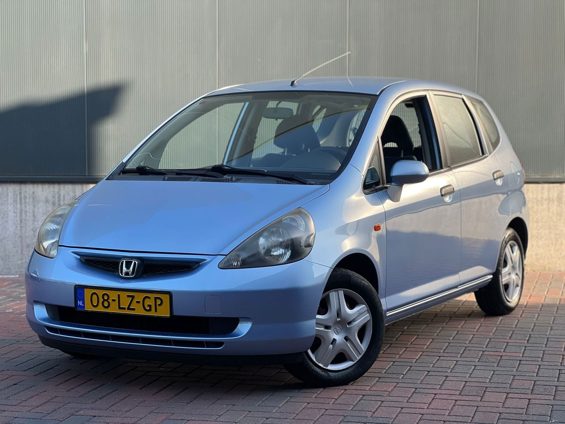 Honda Jazz 1.4 LS * Automaat * Airco * 5-Deurs * Elek-ramen, Auto's, Honda, 83 pk, Zwart, 4 cilinders, Metallic lak