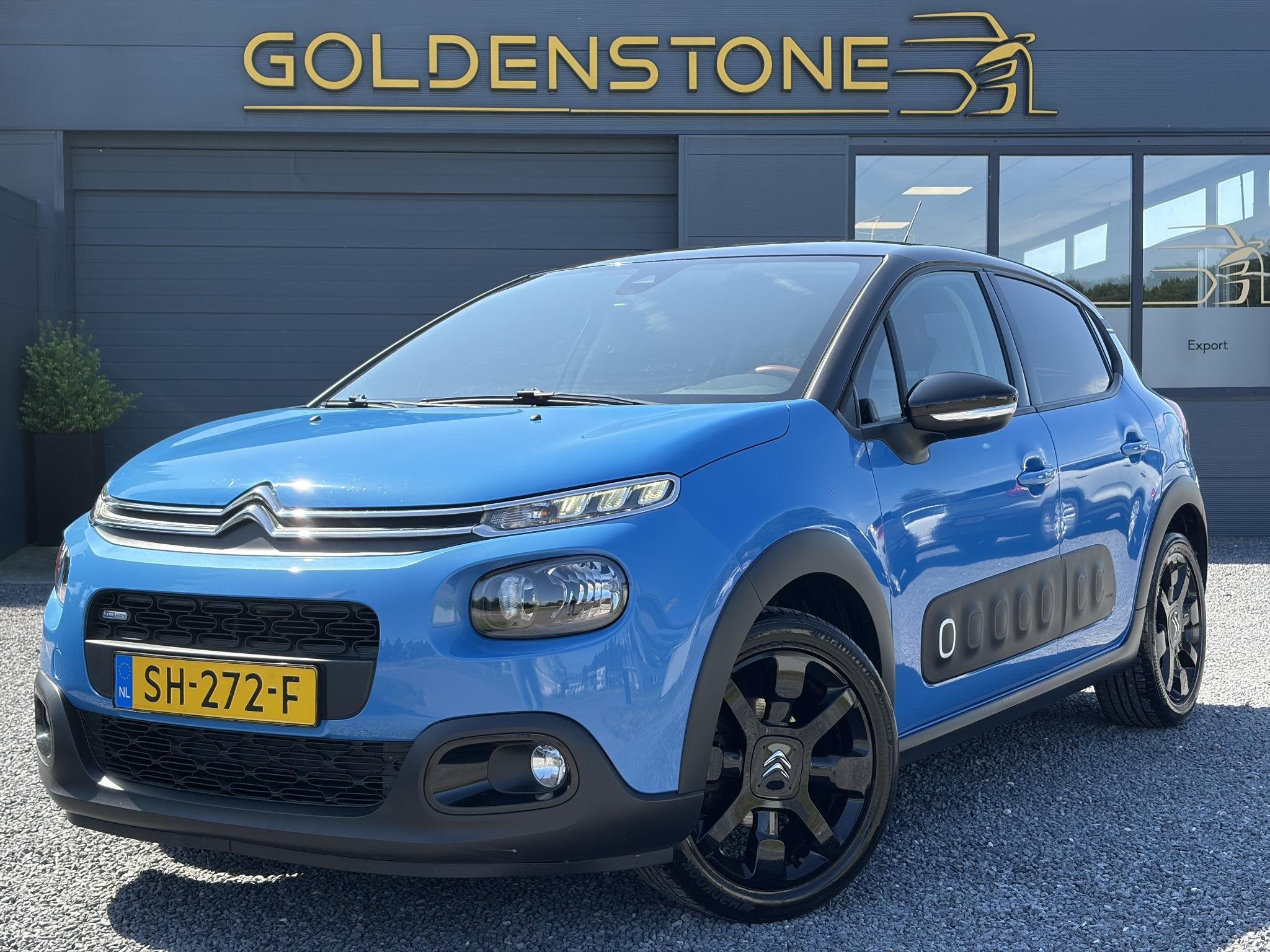 Citroen C3 1.2 PureTech Shine Nieuwe D-riem,Camera,Navi,Clim, Euro 6, 1199 cc, 450 kg, Origineel Nederlands