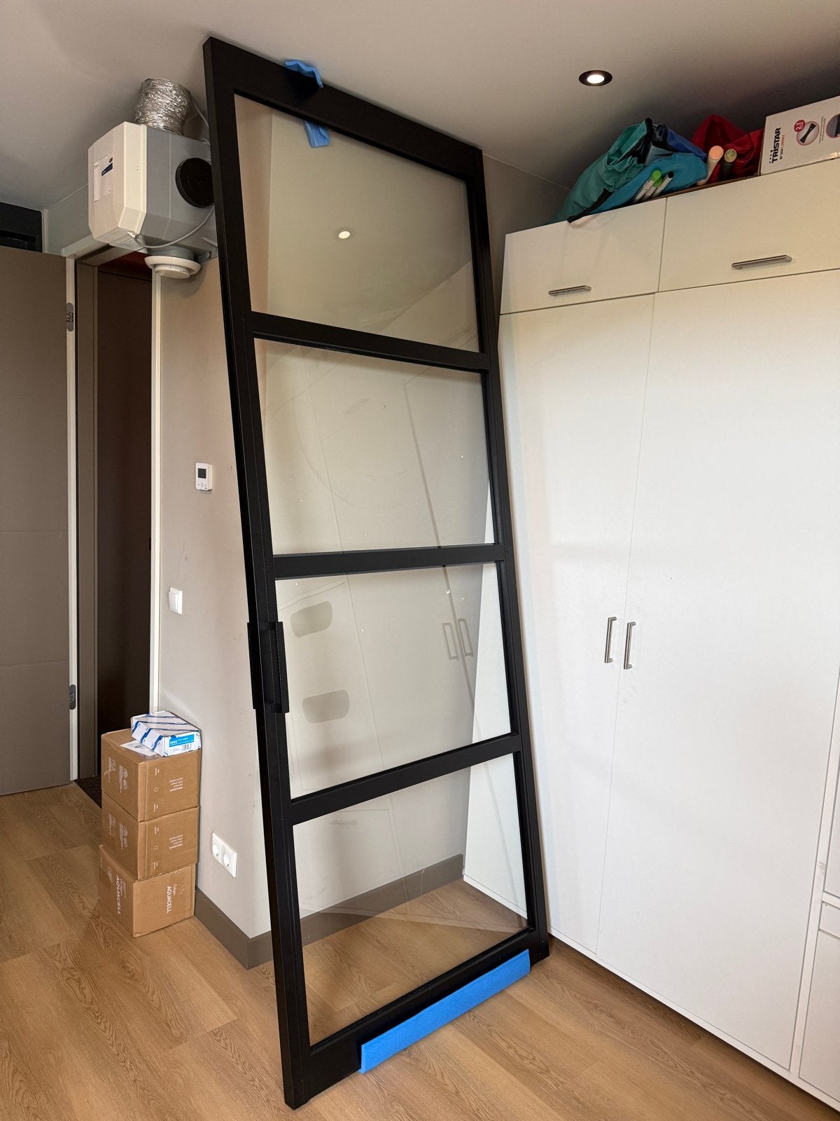 Taatsdeur zwart aluminium helder glas 259 x 99,5 cm, Ophalen, 80 tot 100 cm, 215 cm of meer, Binnendeur
