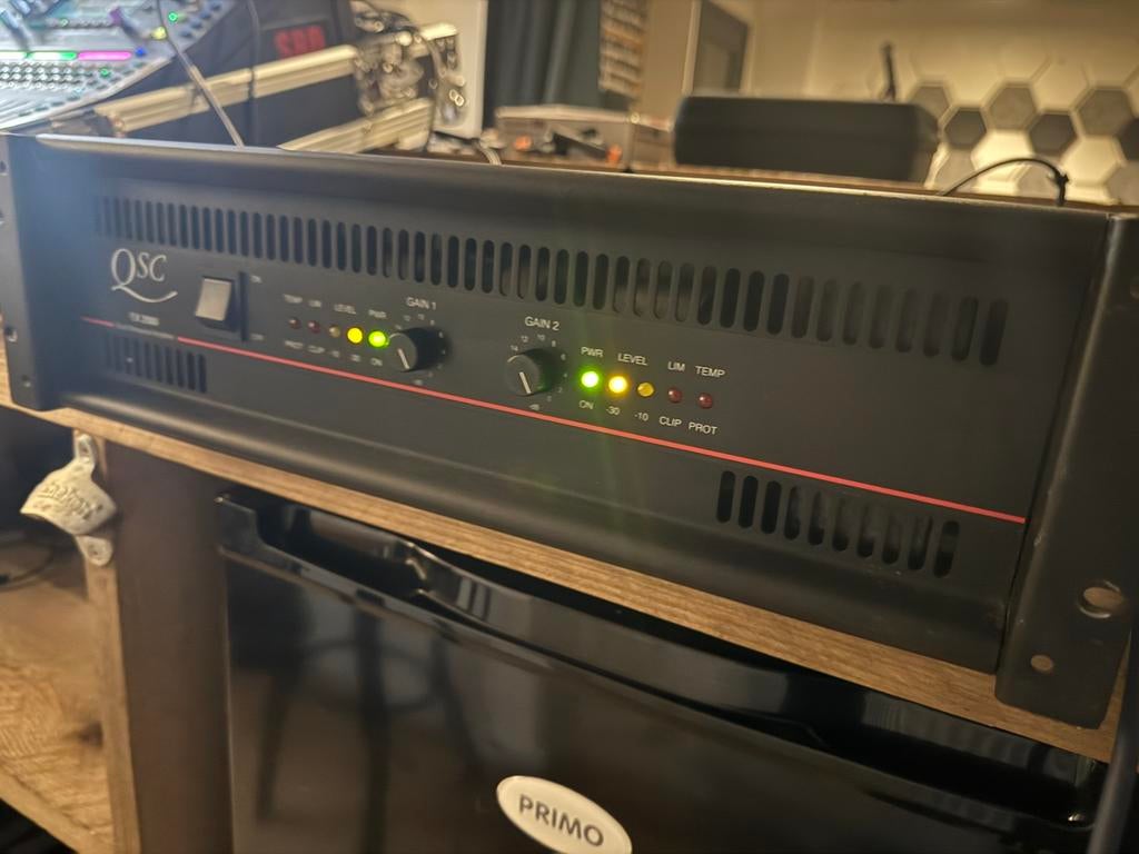 Qsc ex2500 pa versterker, Ophalen, Gebruikt, 500 tot 1000 watt, P.A.