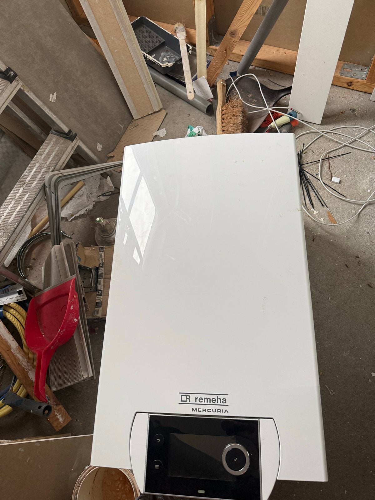 Remeha Mercuria All-Electric Warmtepomp 16 kW (2018, 30 tot 80 cm, Overige typen, Minder dan 60 cm, Ophalen of Verzenden