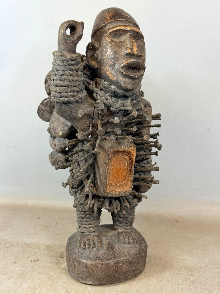 260719 Afrikaans Fetisch Bakongo Nkisi Nkondi statue, Ophalen of Verzenden