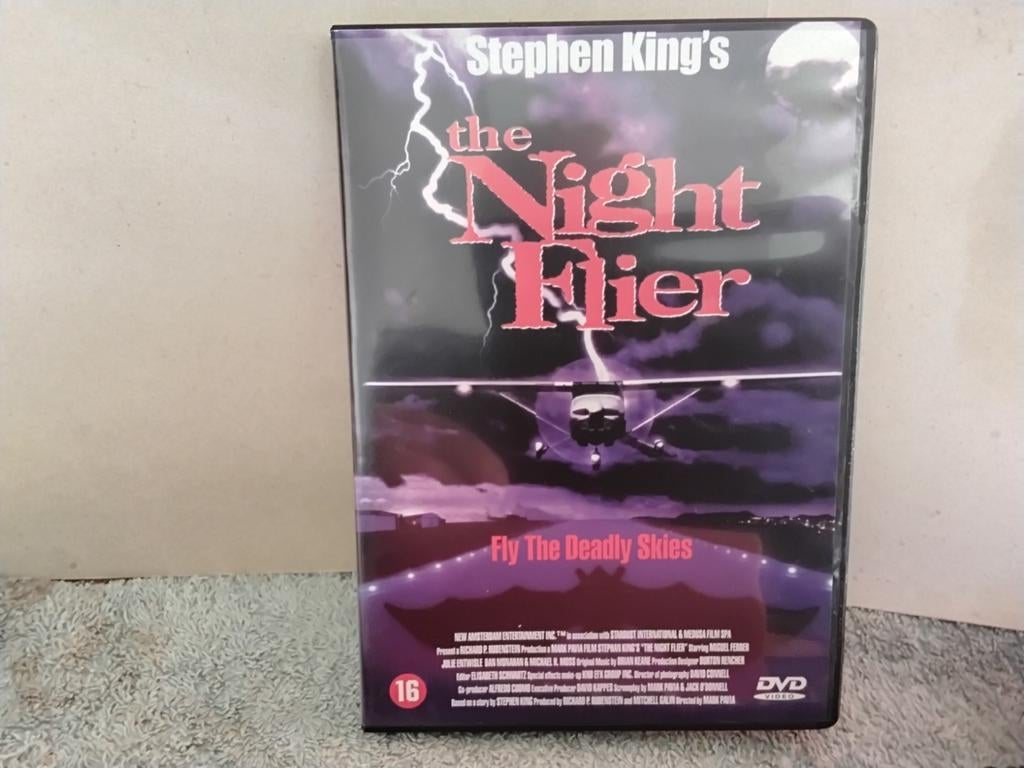 THE  NIGHT  FLIER        STEPHEN  KING, Vanaf 16 jaar, Ophalen of Verzenden, Zo goed als nieuw, Overige genres