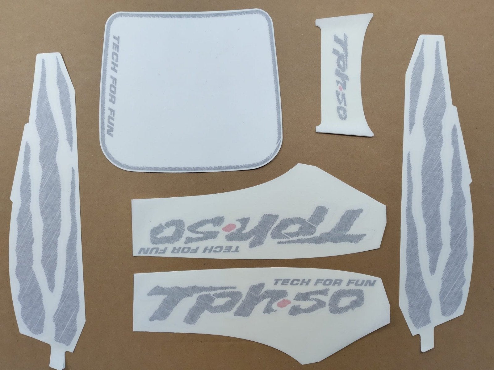stickerset TPH 50 Typhoon, Ophalen of Verzenden