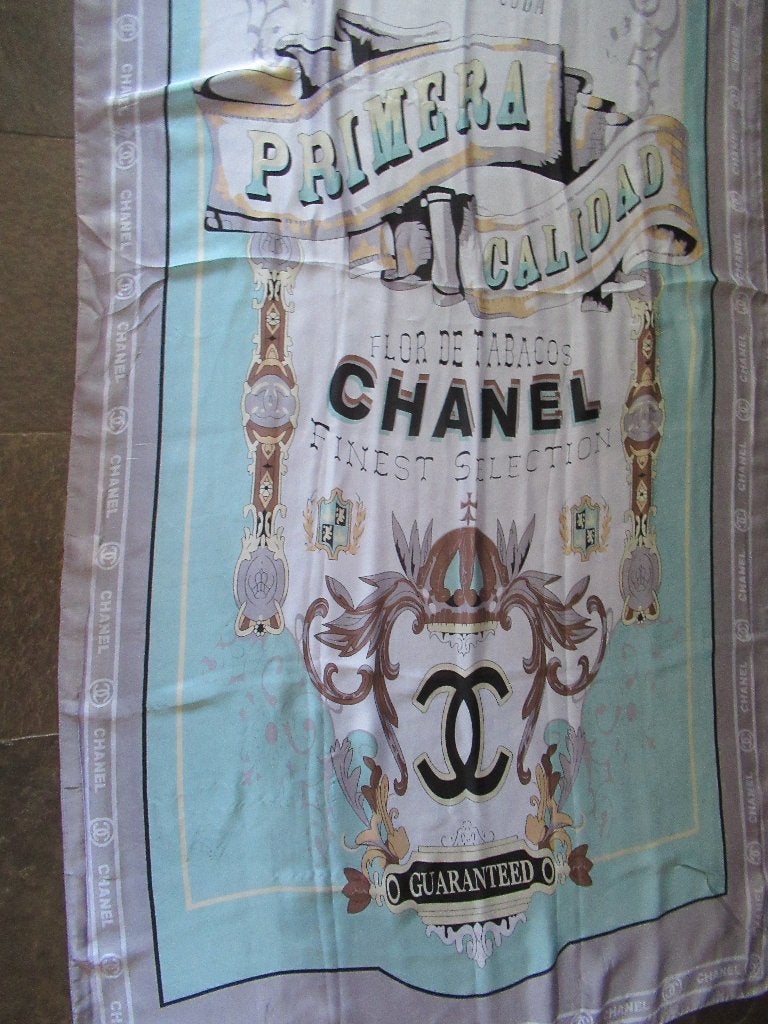 SJAAL Dames zijde blauwtinten 1.80 x 90 cm Italiaans € 45, Ophalen of Verzenden, Zo goed als nieuw, Maat 46/48 (XL) of groter