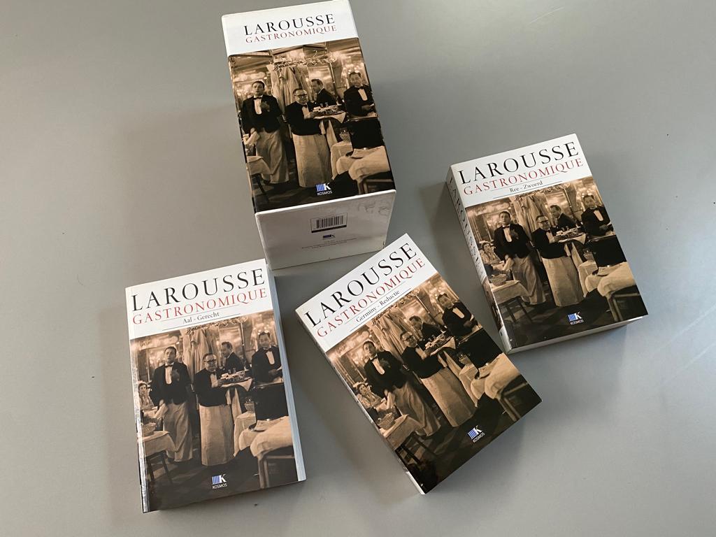 De grote Larousse gastronomique (3 delen) in cassette, Ophalen of Verzenden, Zo goed als nieuw, Europa