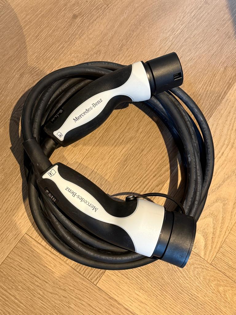 Nieuwe mercedes laadkabel origineel 5 meter, Ophalen of Verzenden, Zo goed als nieuw, Laadkabel