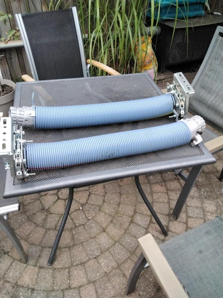 Veren van een Crawford roldeur, Ophalen, 120 cm of meer, 215 cm of meer, Garagedeur