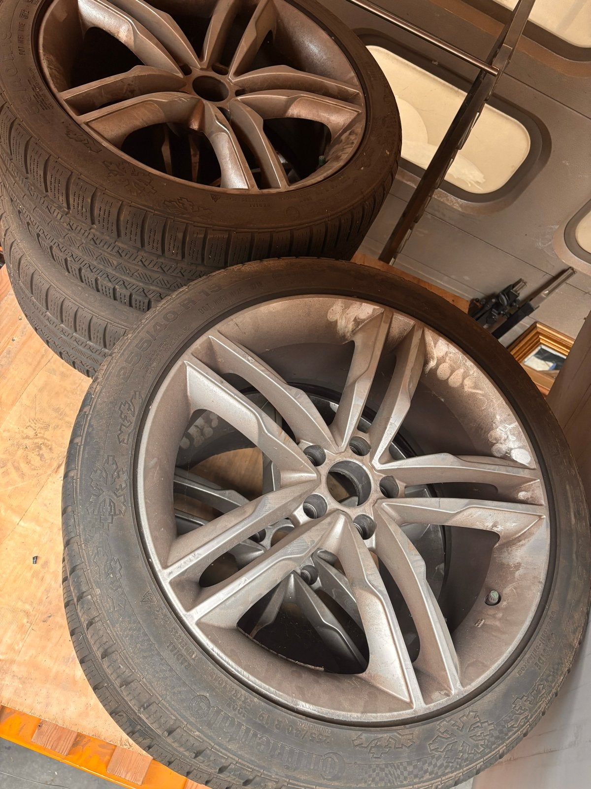 Set van 4 Continental Winterbanden met Velgen 255/40 R19, 19 inch, Gebruikt, 255 mm, Banden en Velgen